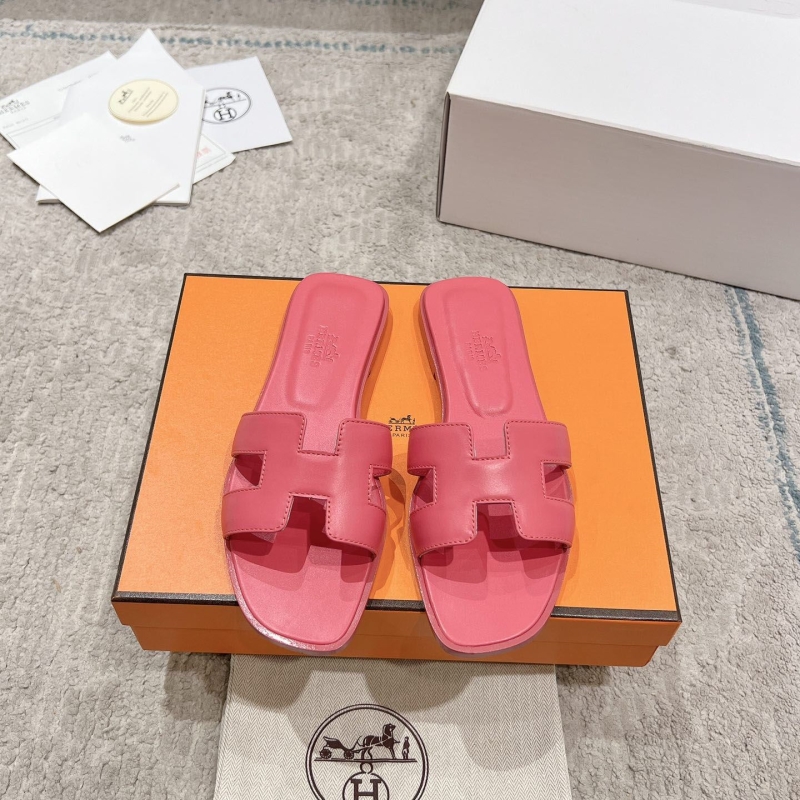 H**mes slippers